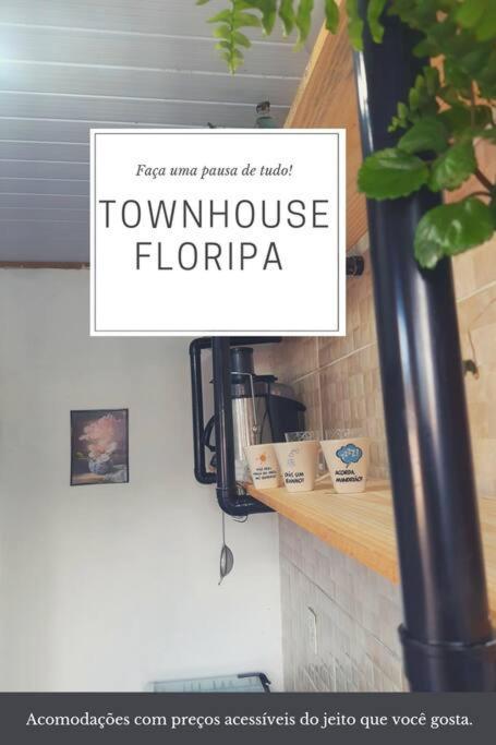 Townhousefloripa I Praia Do Mocambique Riovermelho フロリアノポリス エクステリア 写真